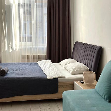 לבוב Romantic Apartments-Near Opera House 5/8 מראה חיצוני תמונה